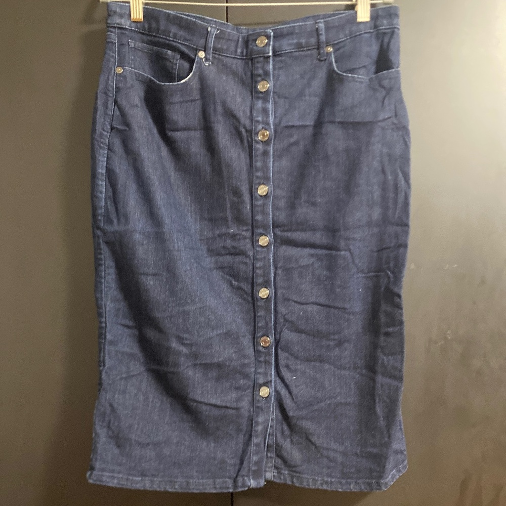 Women denim skirt